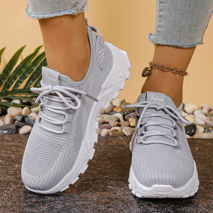 Maja™ | Let sneaker med forhøjet sål